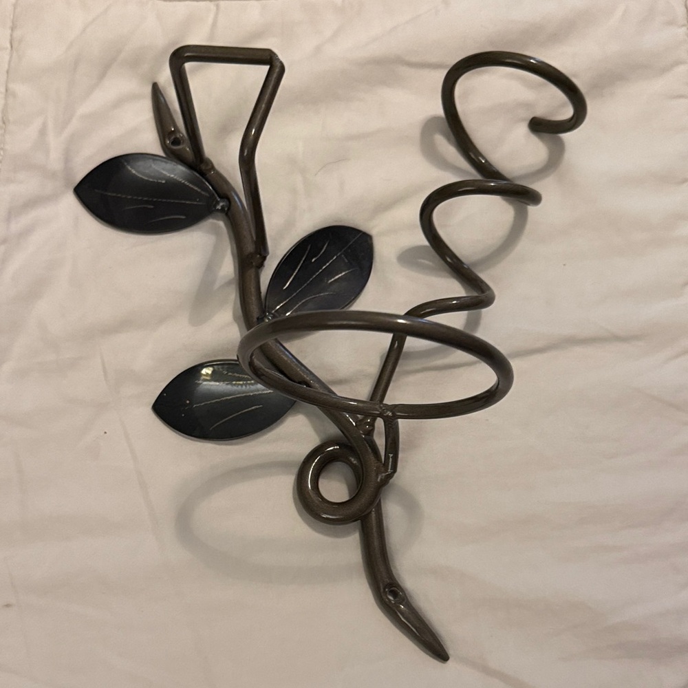 Elegant Black and Brown Wall Decor